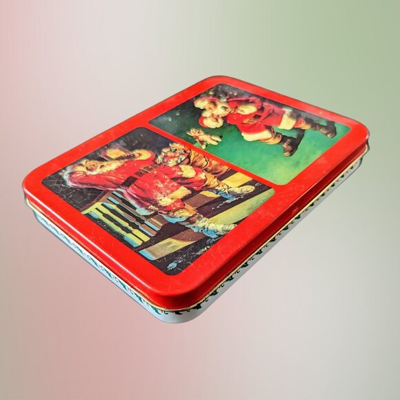 2 for $20 Vintage 1992 Coca-Cola Santa Nostalgia Playing Cards + Tin - Picture 3 of 4